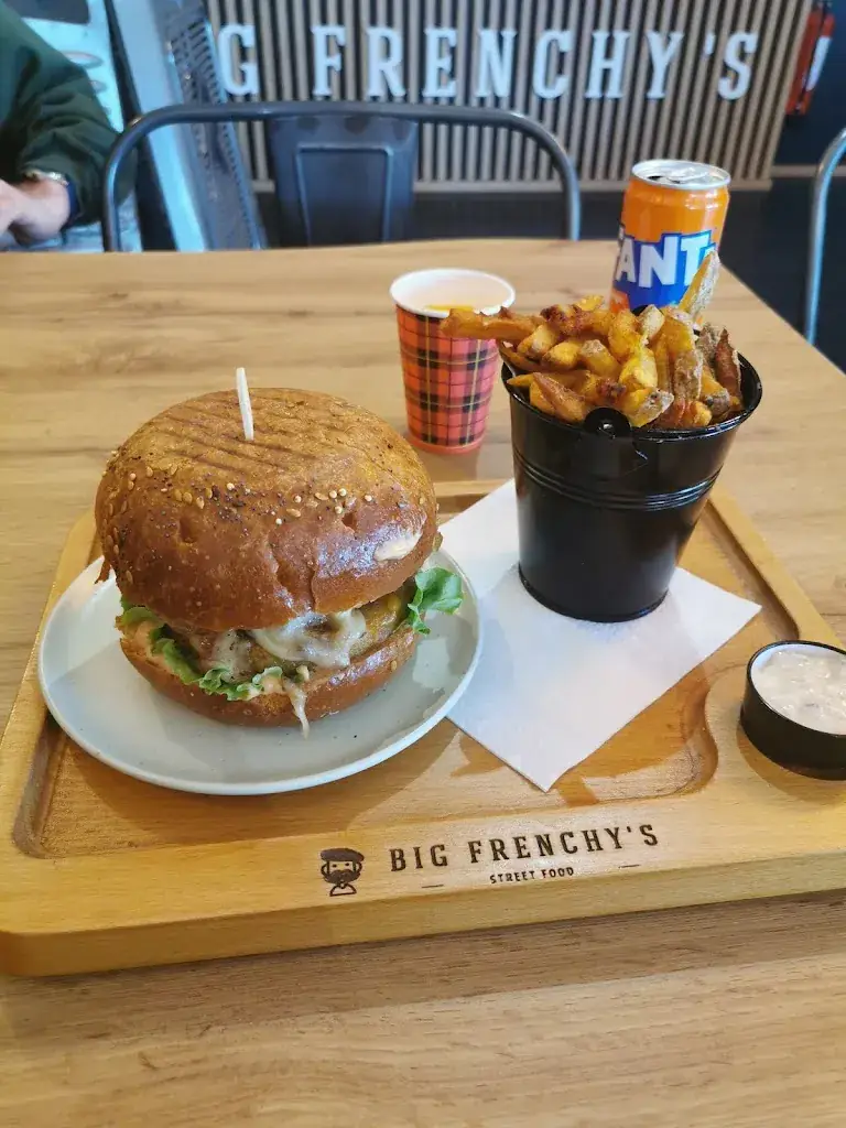 Johnny King_Big Frenchy’s_Cormontreuil_review