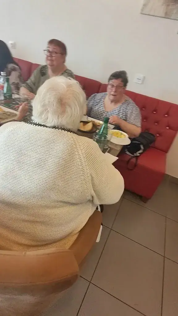 Resto Miss_Conflans-en-Jarnisy_slider_image_2