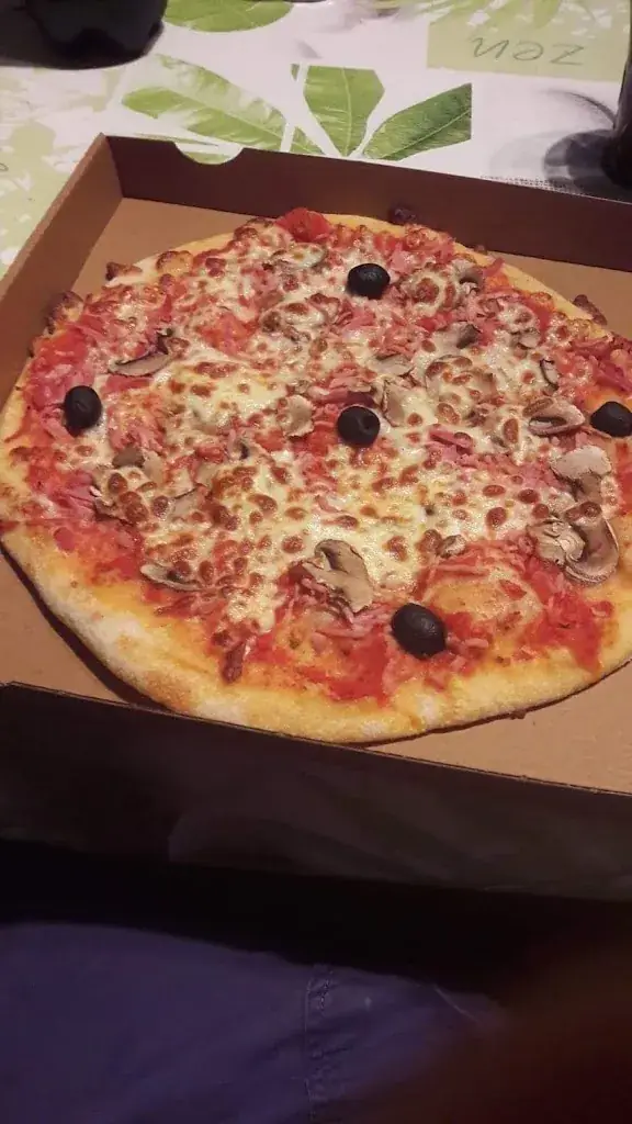 Pat a pizza conflans en jarnisy_Conflans-en-Jarnisy_slider_image_3