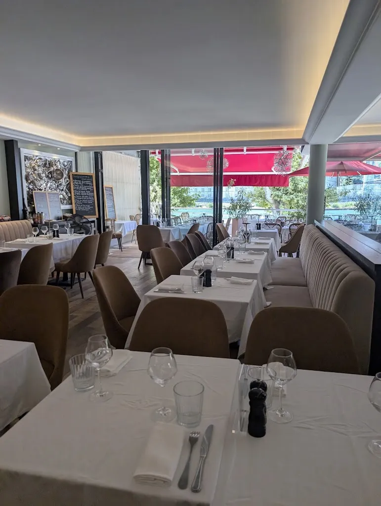 Restaurant Le Quai | Tain l'Hermitage_Tain-l'Hermitage_slider_image_3