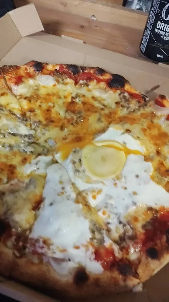 Della Regina_Jarny_slider_image_2