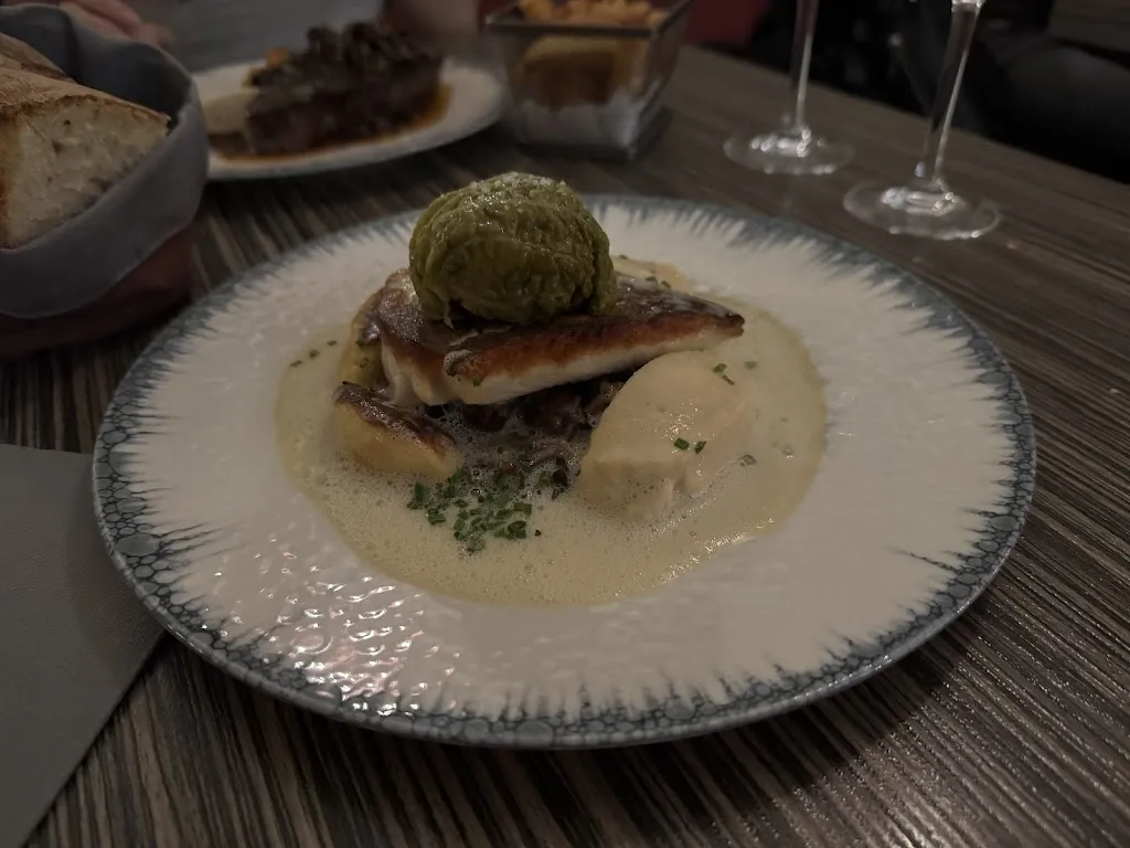 Phelix Min_Les Racines_Colmar_review