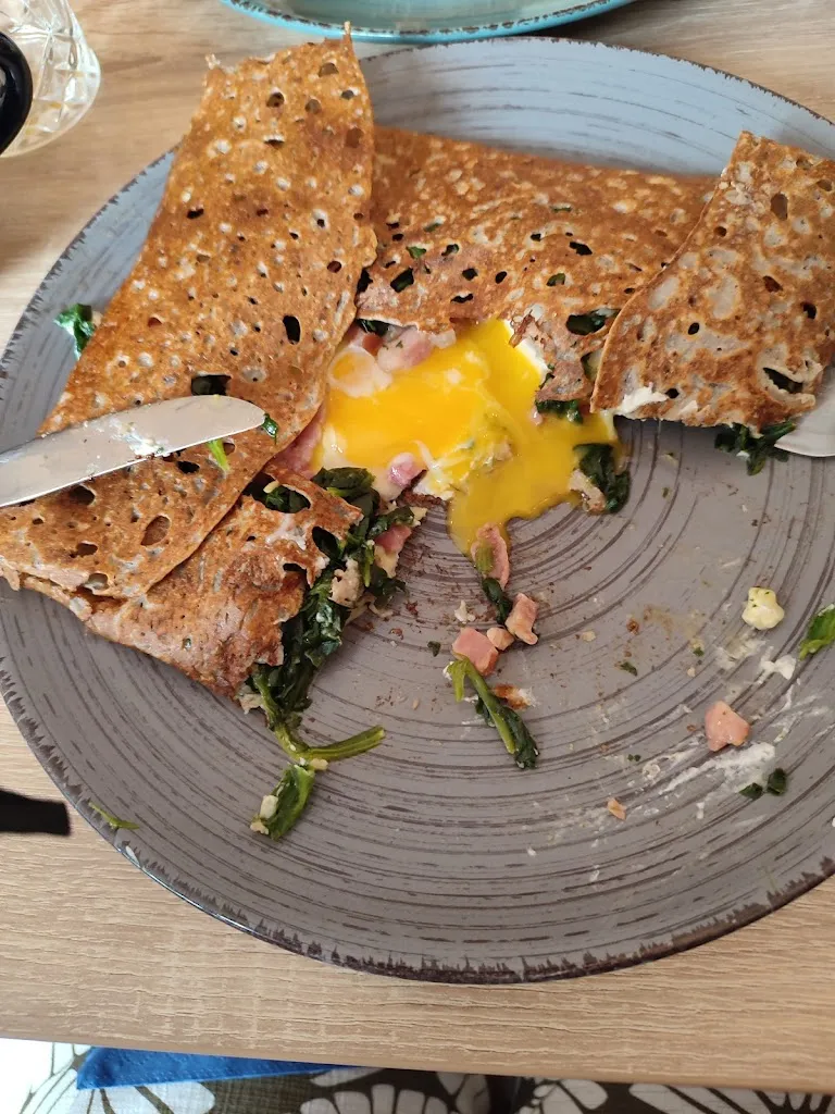 Caroline Lagravere_Crèperie La Bigouden_Commercy_review