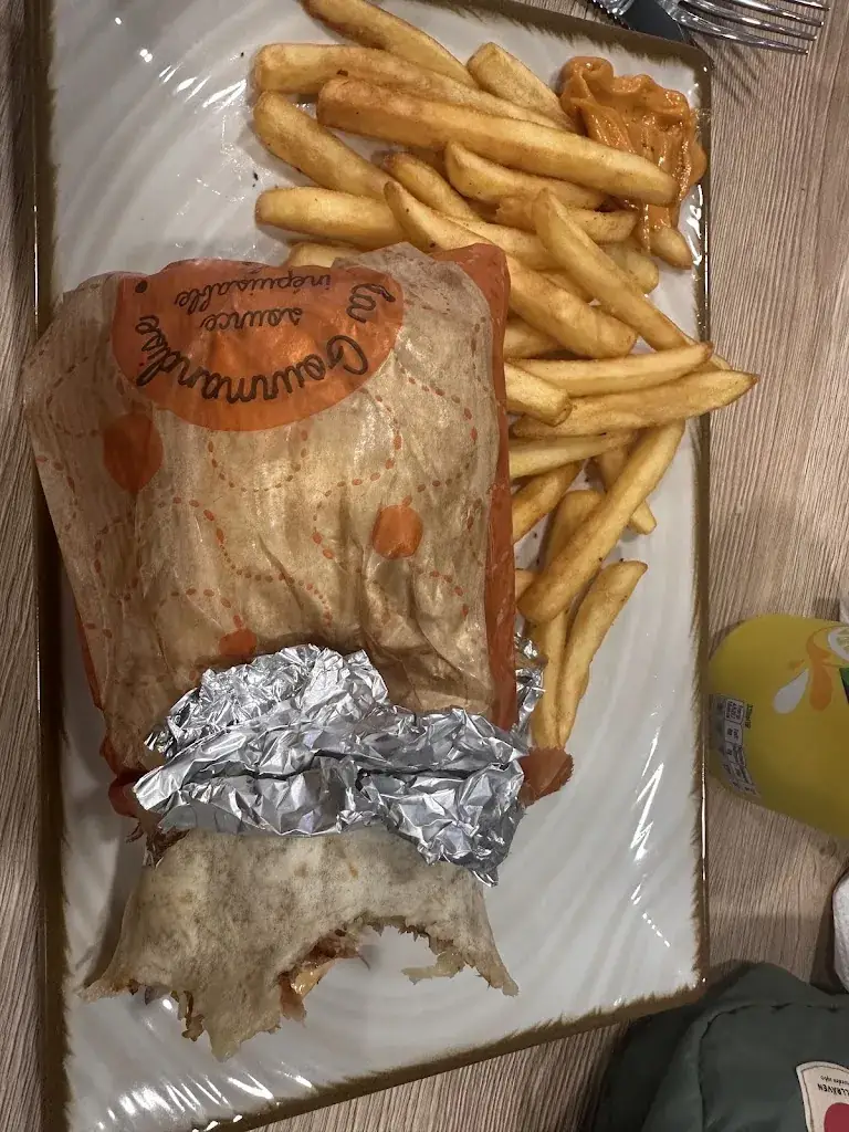 Geertje Christiaensen_CEMO GRILL_Commercy_review