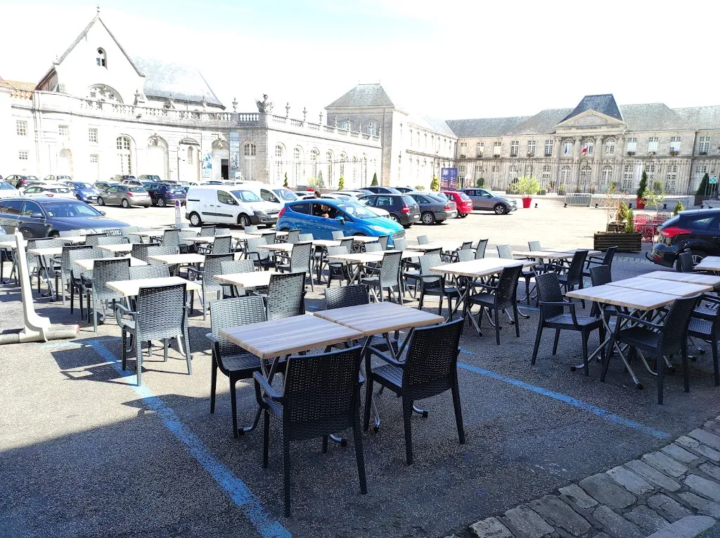 Le Stan commercy Restaurant in Commercy