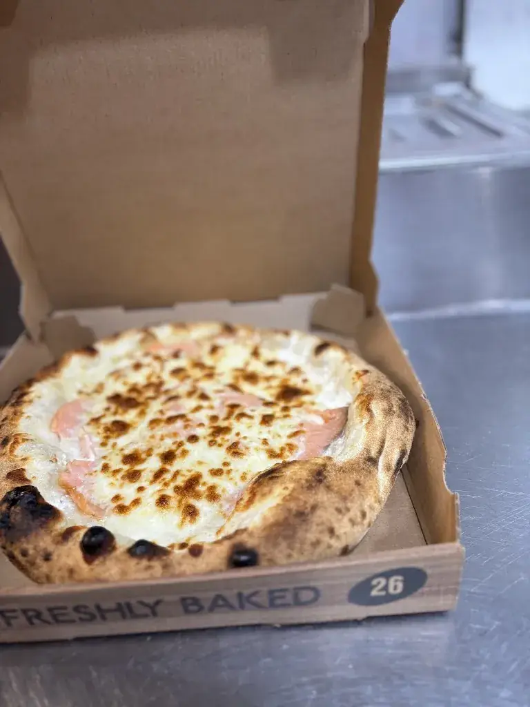 Capra pizza_Commercy_slider_image_2