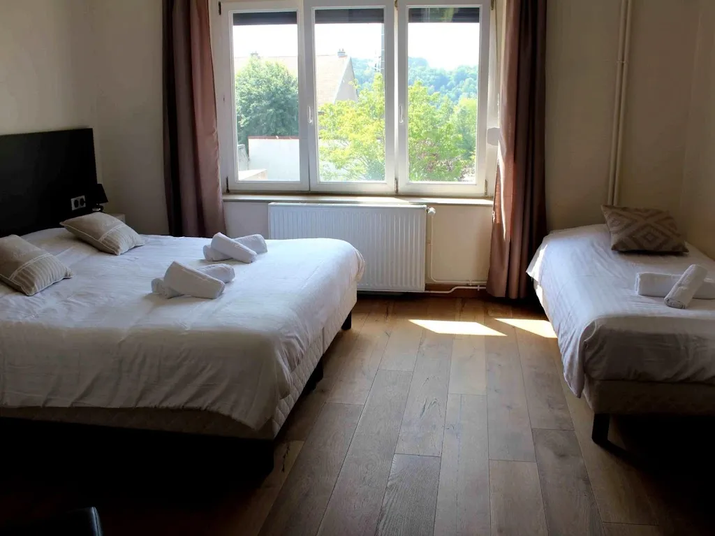 Logis Hôtel le Provençal_Euville_slider_image_2