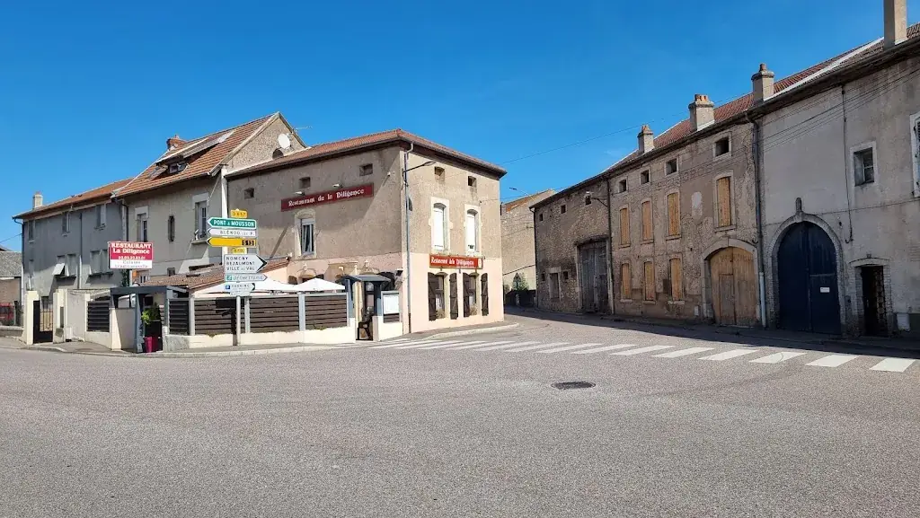 Richard Langlais_La Diligence_Dieulouard_review