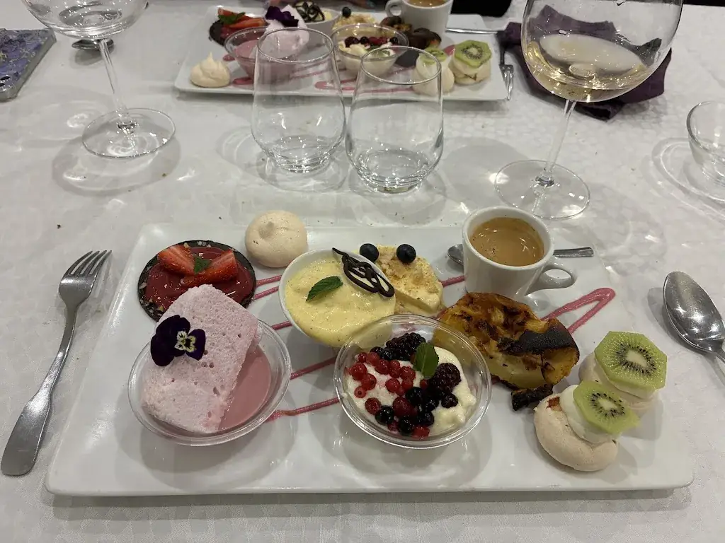 Cindy Schneider_La Diligence_Dieulouard_review