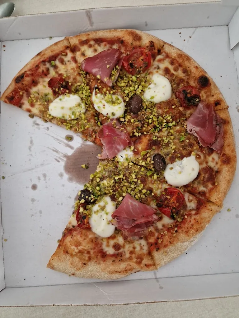 Menu_La Tour de Pizz' by Steph_Dietwiller_image_4