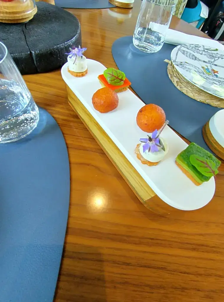 Kominna “KomiS” S._Le 7ème Continent_Rixheim_review