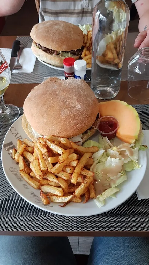 Ghislaine Ziegler_Brasserie du Centre_Dieue-sur-Meuse_review