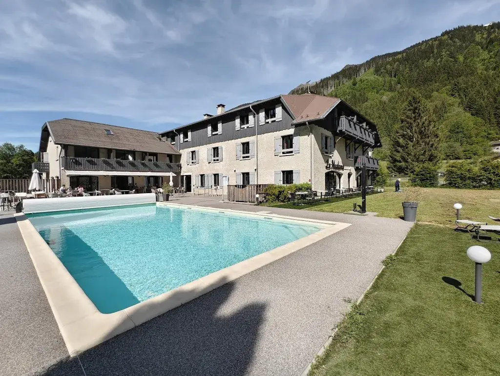 Paolo Cermelli_Le Madame - Hôtel & Restaurant_Haut-Bréda_review