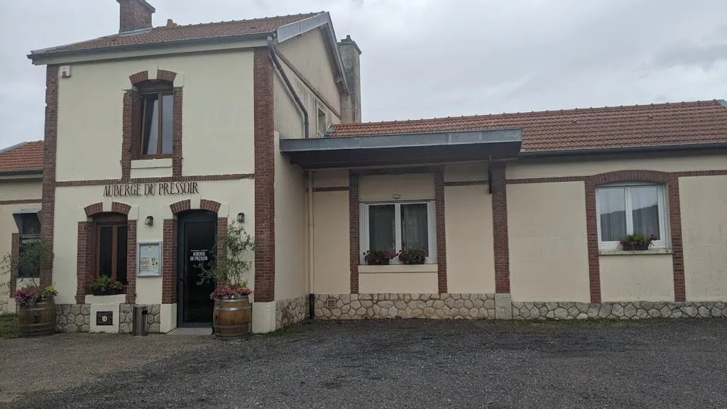 fabienne giannini_Auberge du Pressoir Lucey_Lucey_reseña