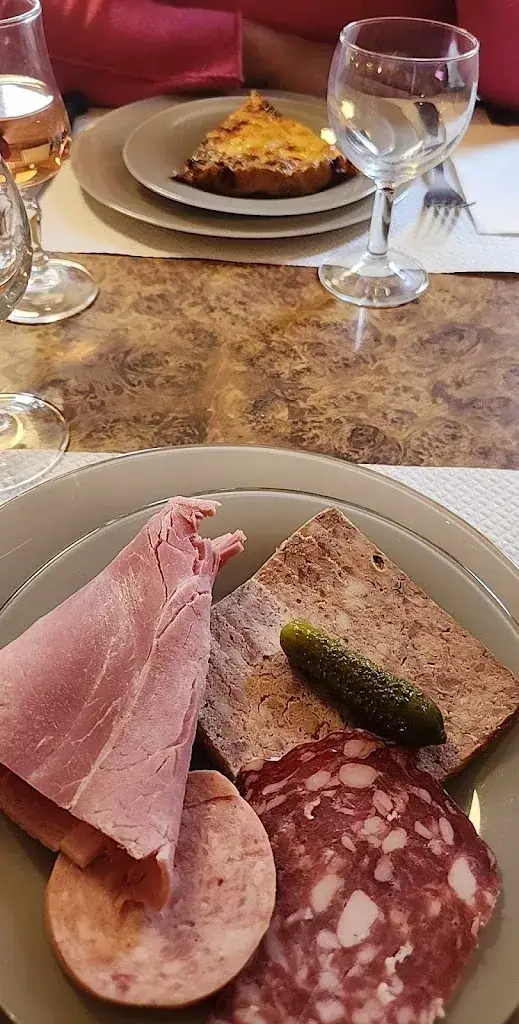 Menu_La Licorne_Dom-le-Mesnil_image_4