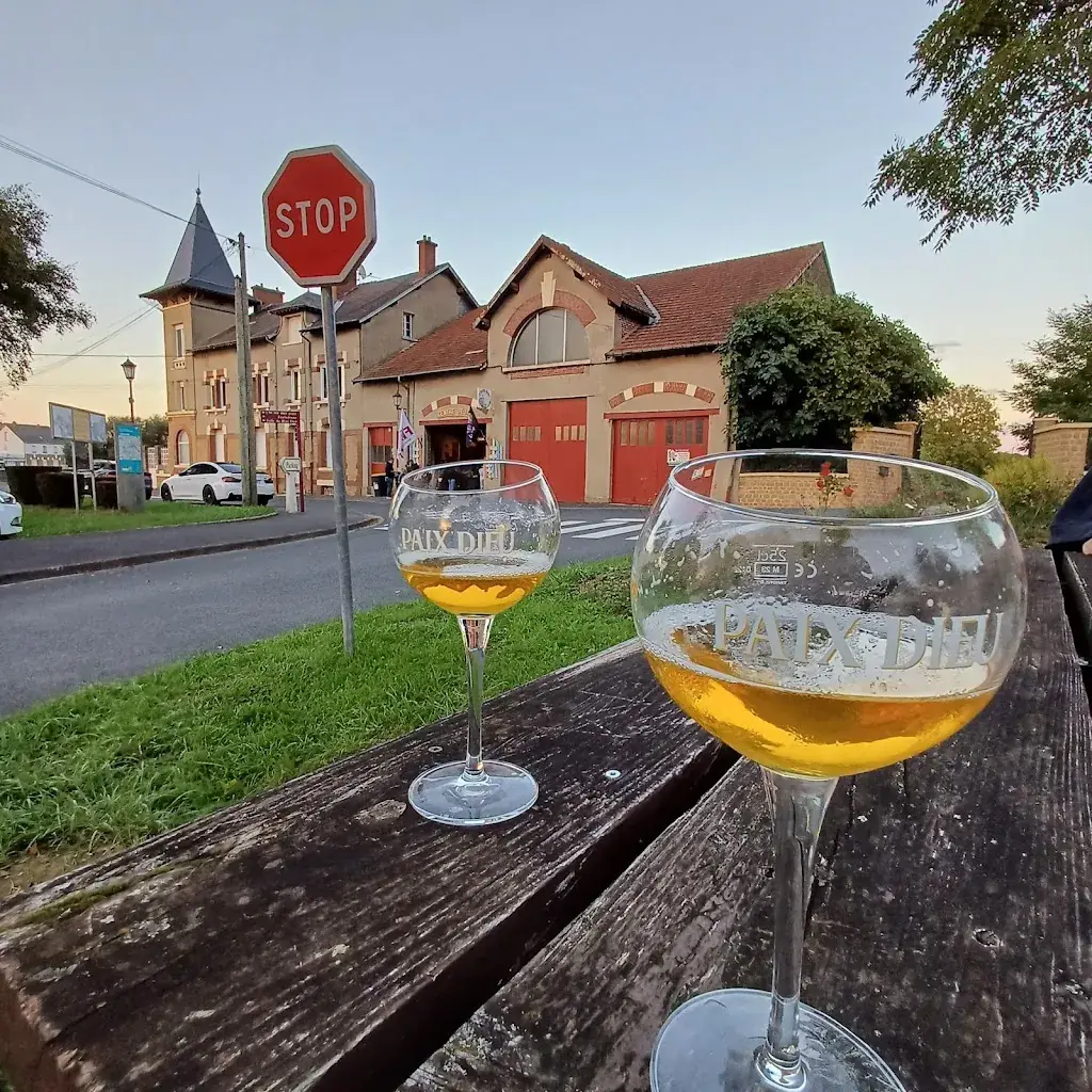 Geof0107_L'ENTRE DEUX_Donchery_review