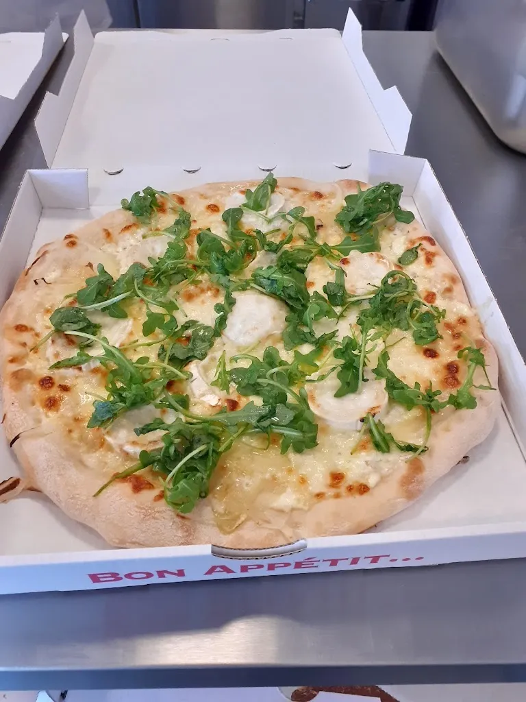 LA SANTANA restaurant in Distroff