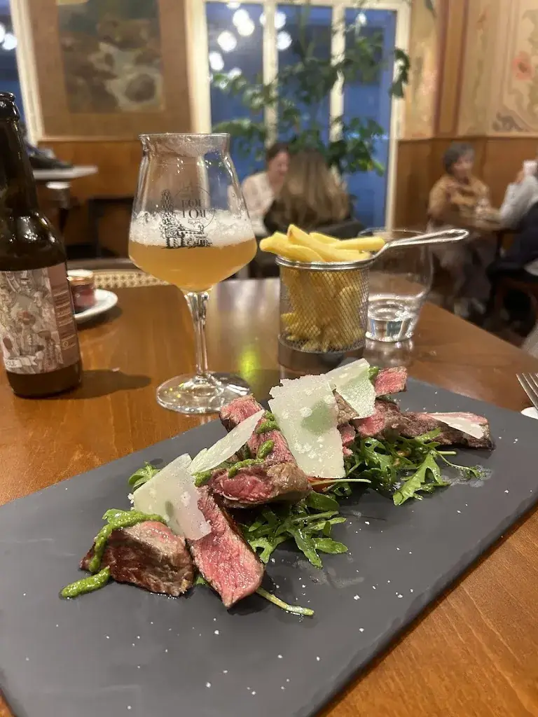 Elpida Papakammenou_Le Tonnelier_Bulle_recensione