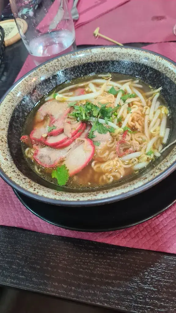 Lesly .B_BOUDDHA PALACE_Dombasle-sur-Meurthe_review