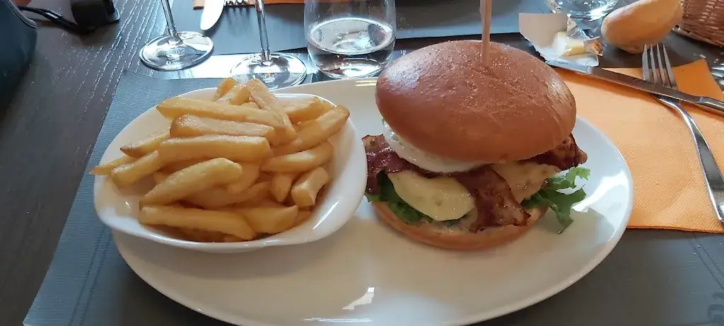 Menu_Hôtel & Restaurant - Le Coeur d'Or Douzy, Sedan Est (The Originals)_Douzy_image_3