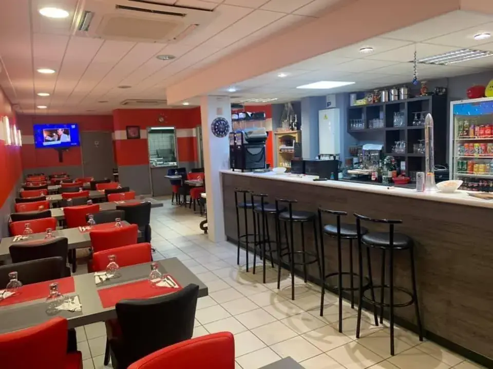 Gold Place_Douzy_slider_image_1