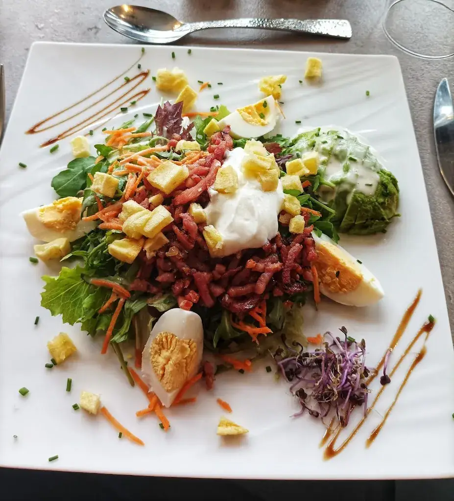 Lucy Georges_La Poêle A Sel - Restaurant Traditionnel & Cuisine Maison_Dieuze_review