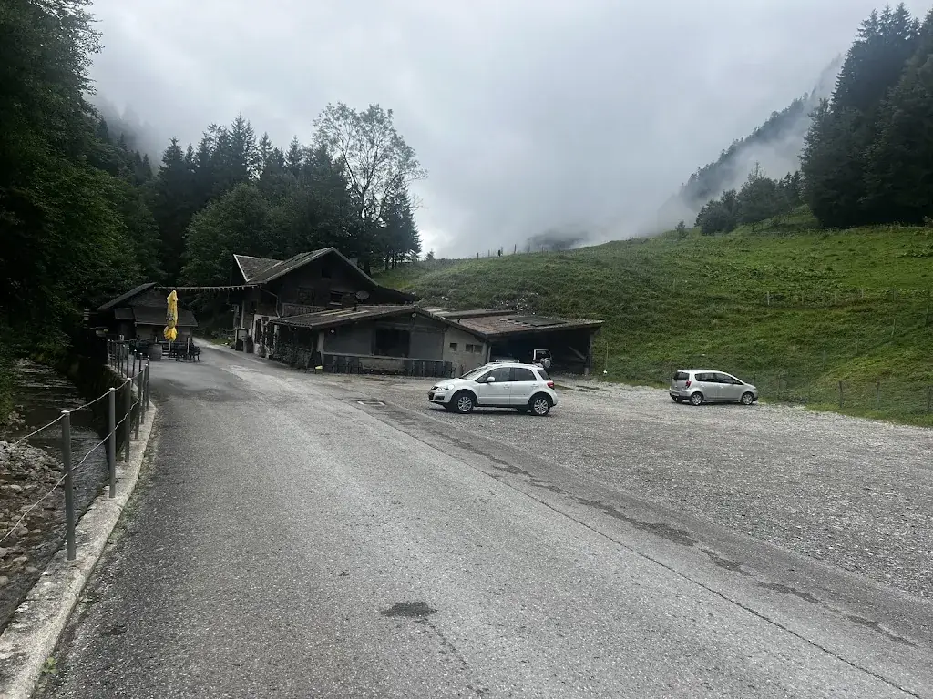 L V_Pinte du Pralet_Charmey_review