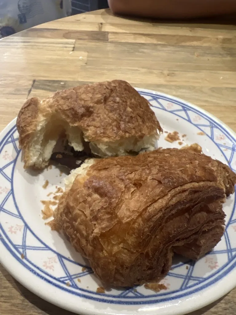 Meryl Bernhardt_Le Grillon des Salines_Dieuze_review