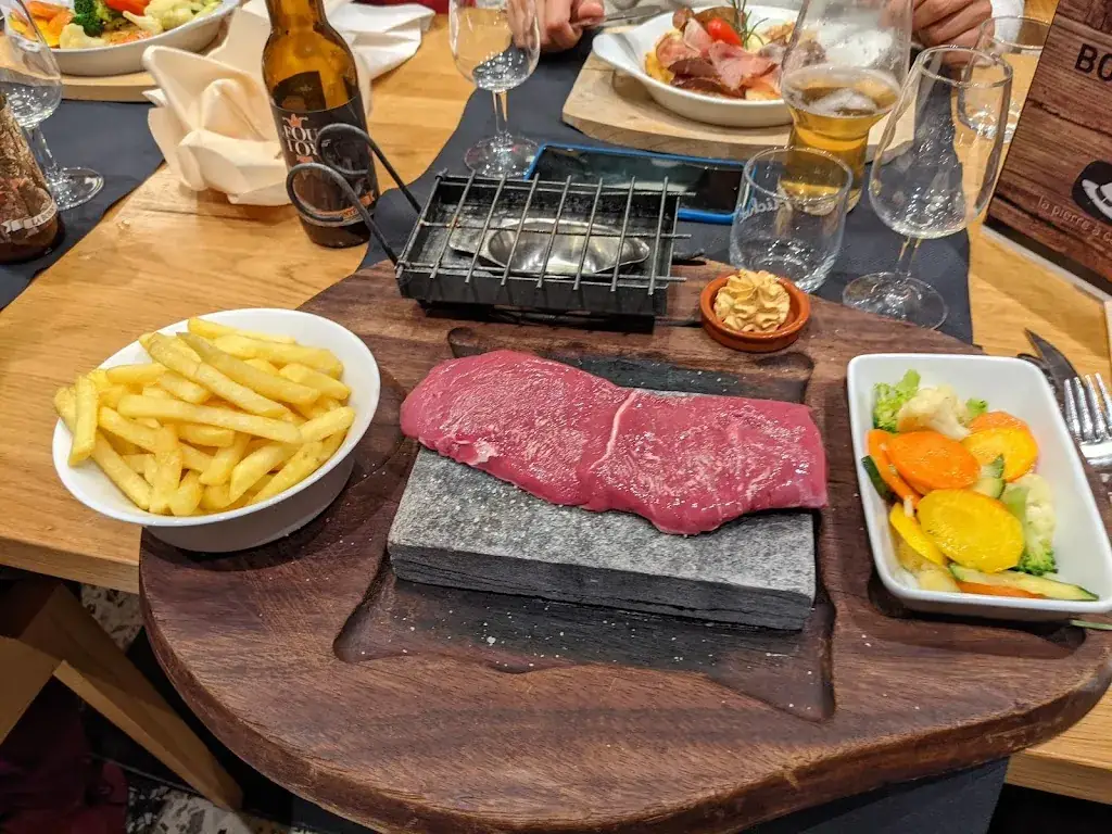 Jean Revertera_La Pierre à Catillon_Moléson-Village_review