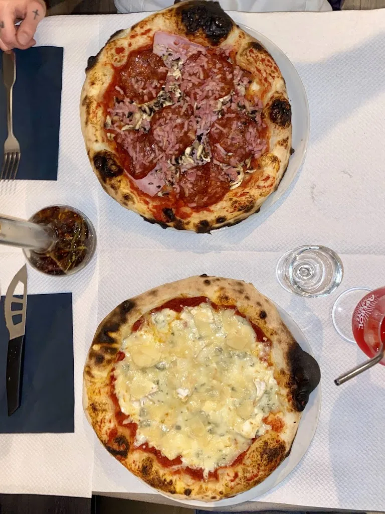 sibylle wypych_Chez Maxime_Durrenbach_review