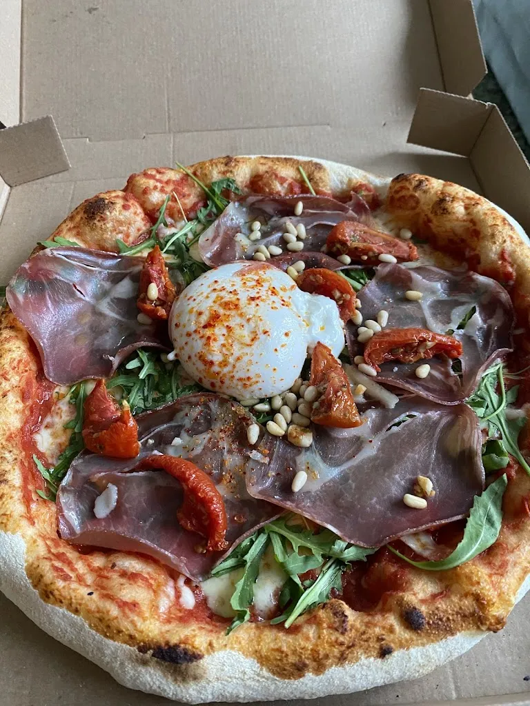 Alexandra_Chez Maxime_Durrenbach_review