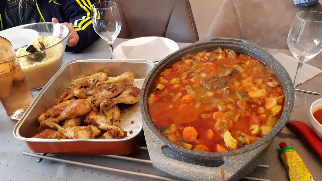 La fille de la mère Denis_Écrouves_slider_image_1