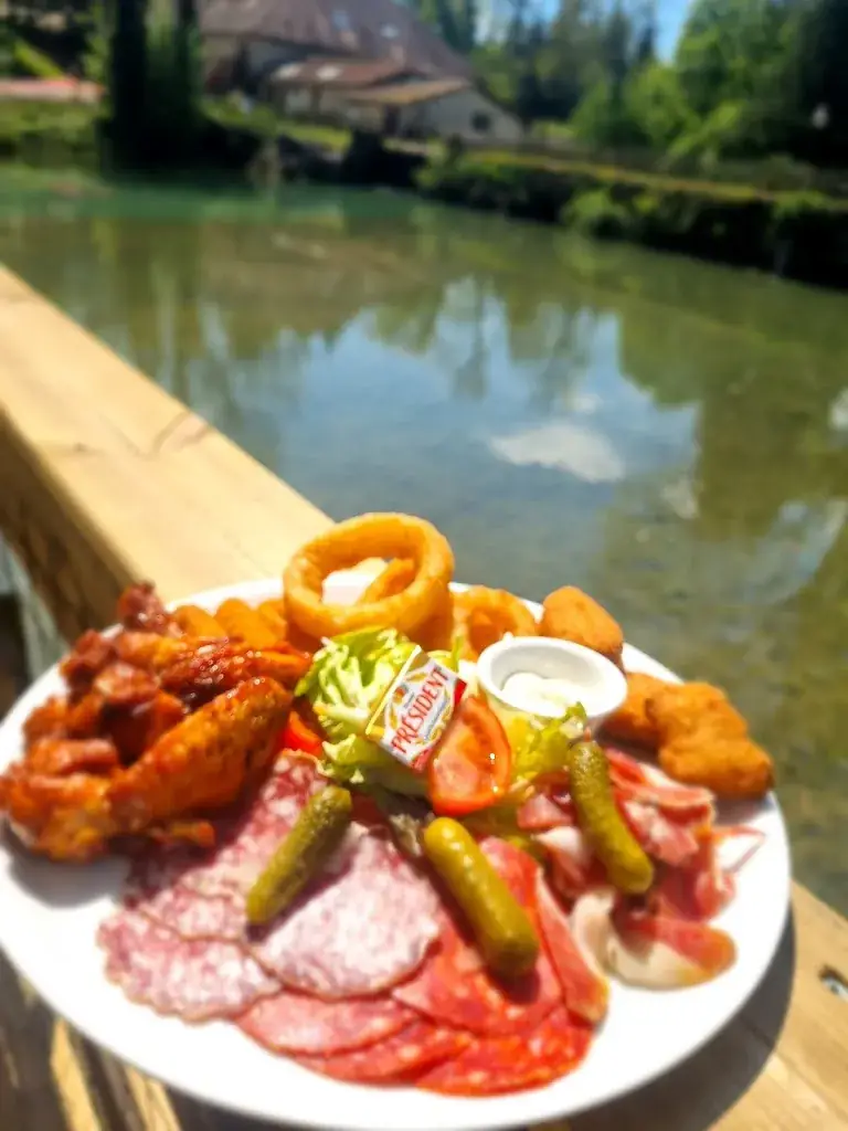 Restaurant les saveurs du camp_Thonnance-les-Moulins_slider_image_1