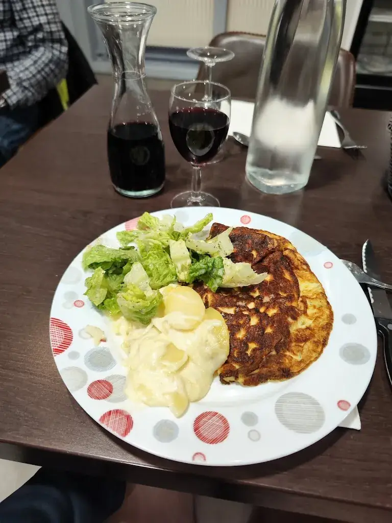 Artem Hvozdz_Sarl Restaurant Vallee de la Marne Bar Restaurant Vallee de la Marne Christophe_Mussey-sur-Marne_review