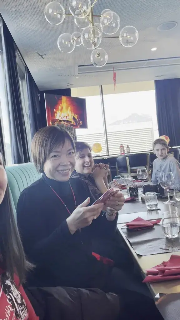 Le globe bar restaurant_Bulle_slider_image_2