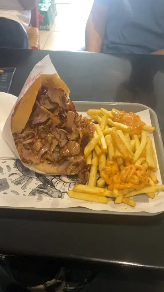 Fevzi Bicer_Chez Onur - Kebab_Froncles_review