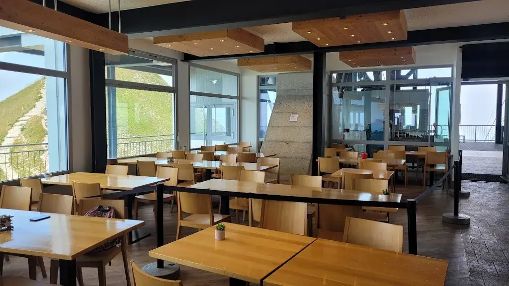 Le Sommet ristorante a Moléson-sur-Gruyères