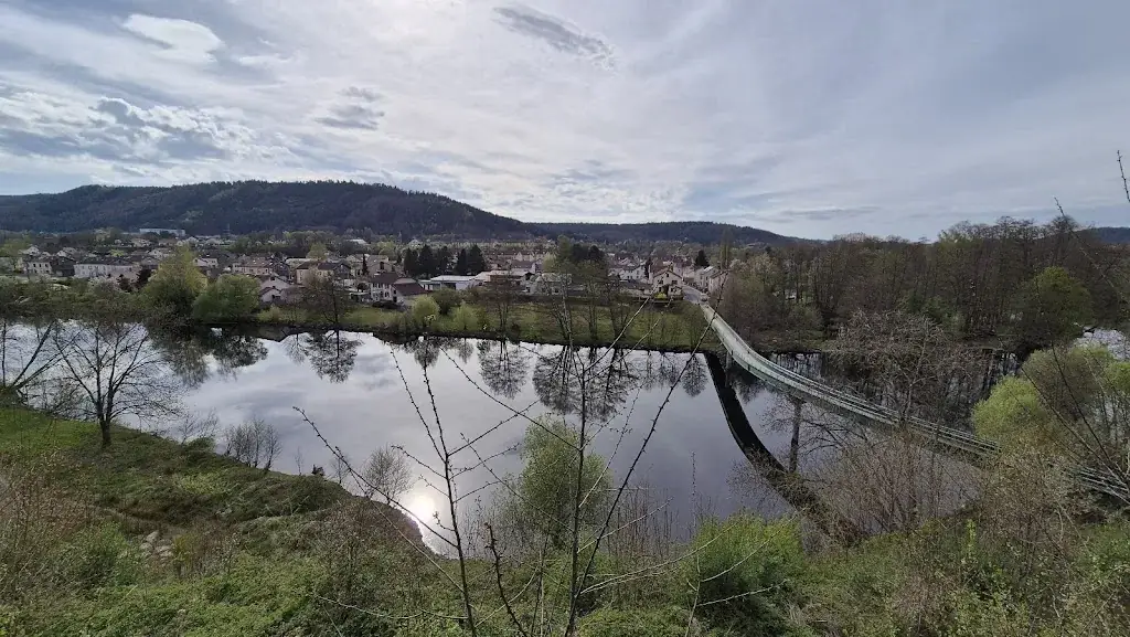Bar Man restaurant in Éloyes