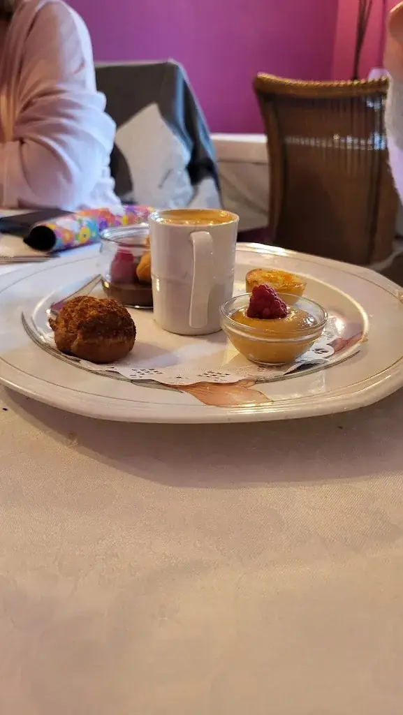 Frédéric Van Den Bossche_La table sourdet_Dormans_review