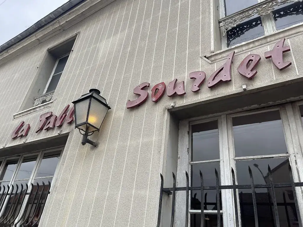 La table sourdet ristorante a Dormans