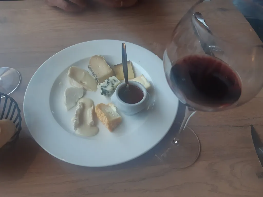 Katerina Senners_Maison Suty Restaurant_Dormans_review