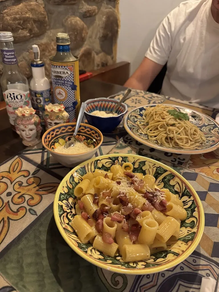 Manuela Carneiro_Don Ciccio_Moudon_review