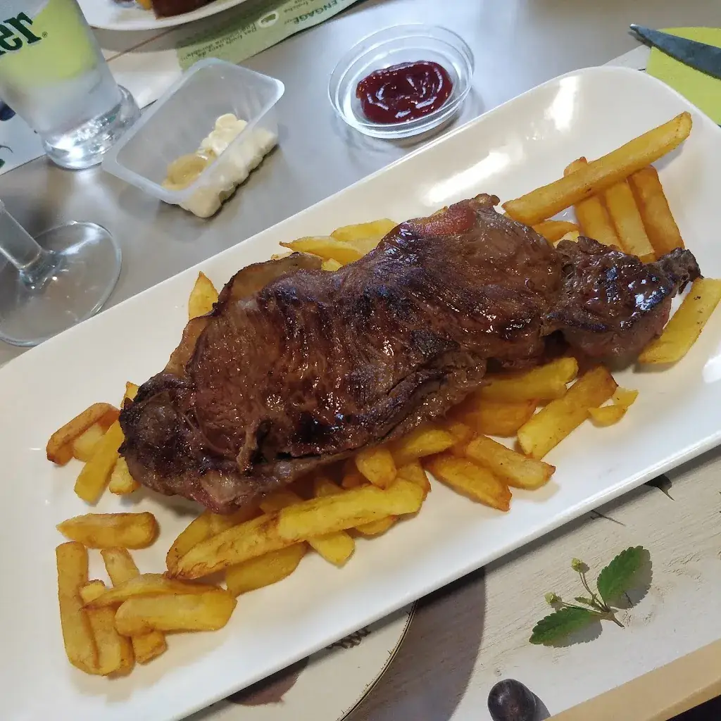 sandrine_Au Cochon qui s’éveille_Ervy-le-Châtel_review