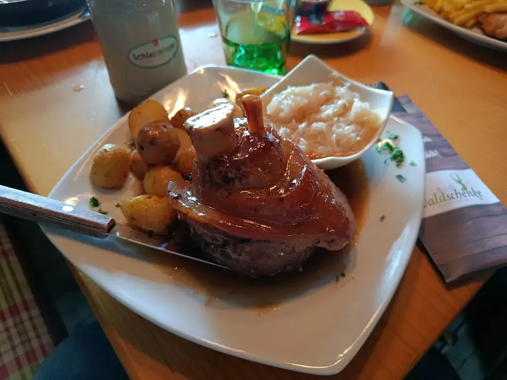 Matt R_Waldschenke Ramsau_Austria_review