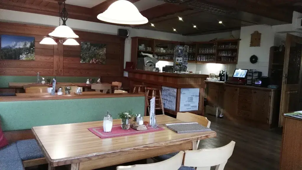 Vít Kotačka_Alpengasthof Glösalm_Austria_review