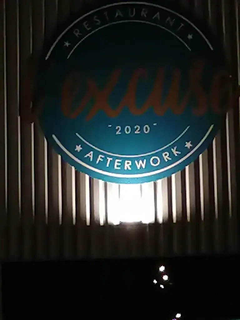 isabelle de carvalho_L'excuse_Chaponnay_review