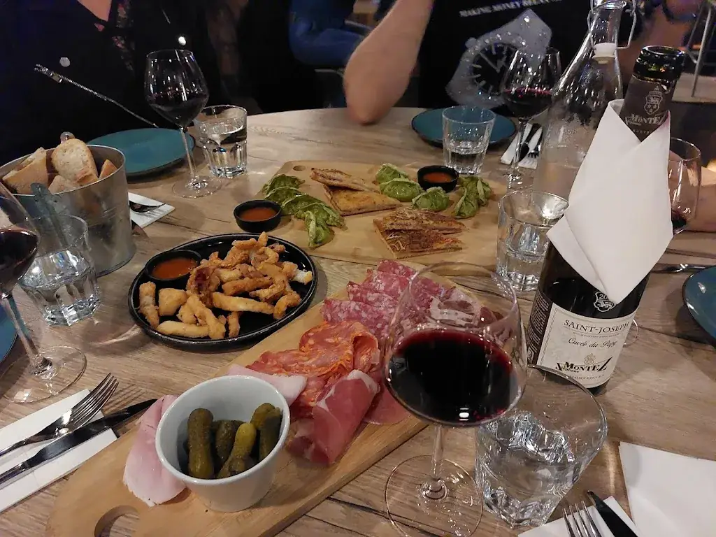 L'excuse_Chaponnay_slider_image_2