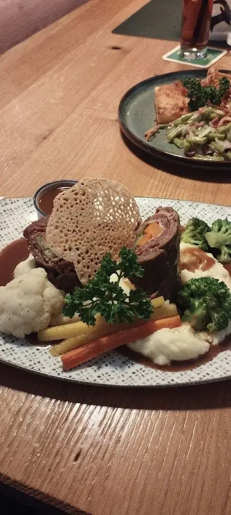 Slađa luna_Bock auf Müller's Wirtshaus_Austria_avis