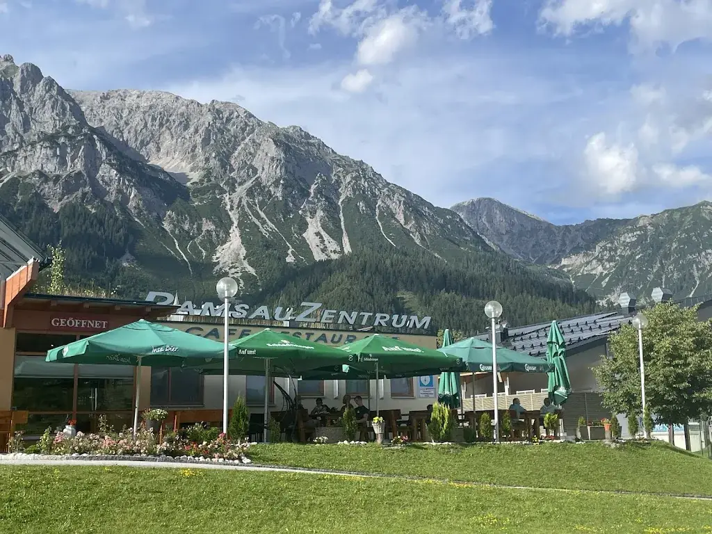 Chloe Albertijn_Zentrum Café Restaurant_Austria_review