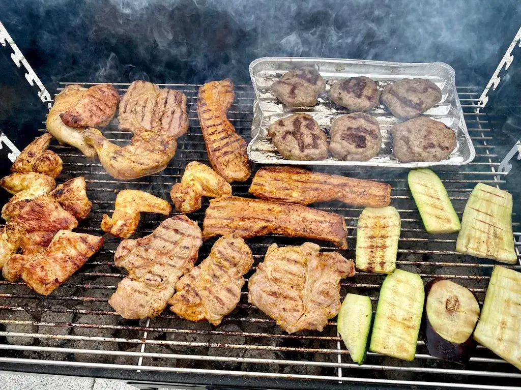 Zentrum Café Restaurant_Austria_slider_image_2